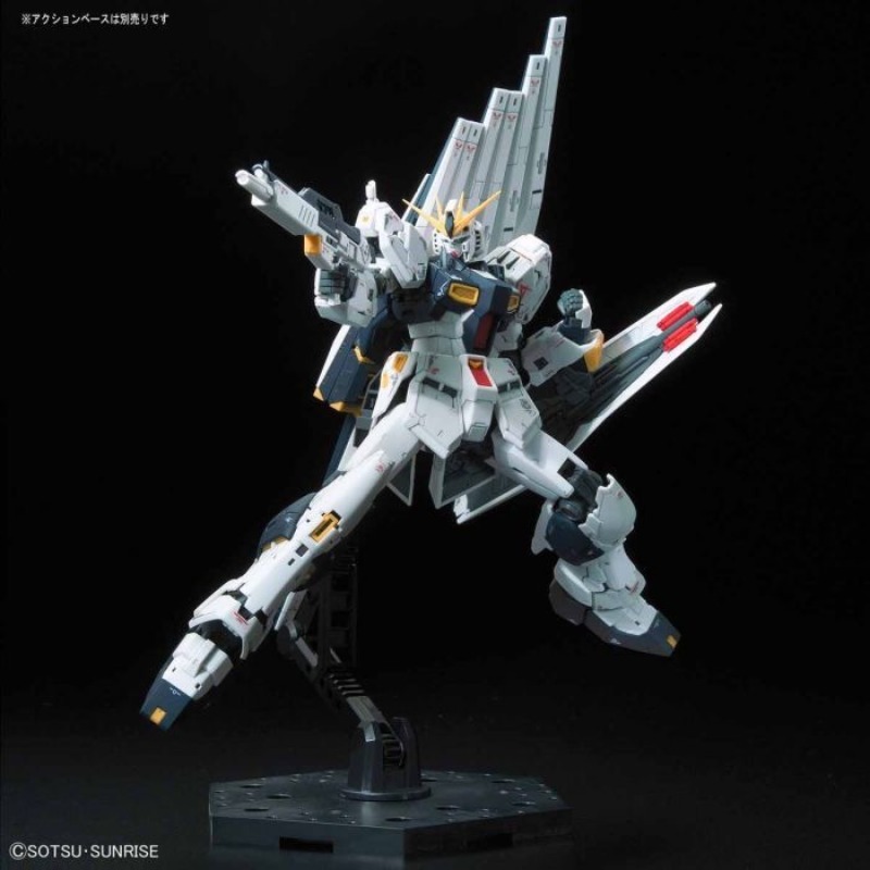在庫あり バンダイ RG 1/144 RX-93 νガンダム - Bandai Model Gundam Rg のレビューと価格