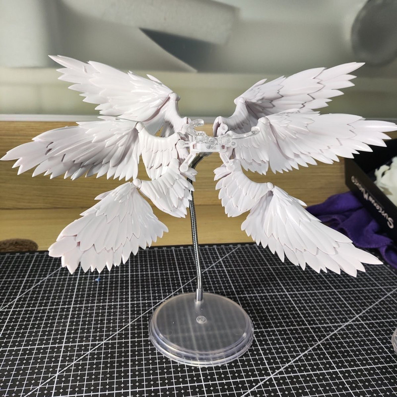 白と黒の6羽の天使の羽モデルアクセサリー、アニメアクションフ - Action Figure Stand のレビューと価格