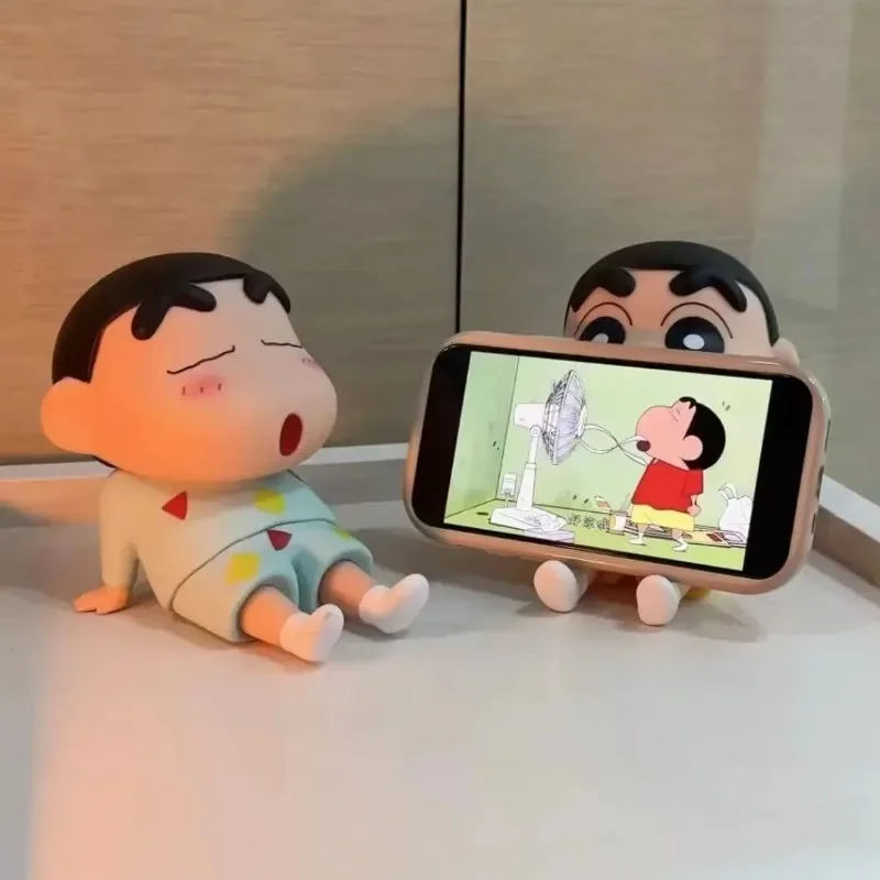 クレヨンしんちゃんのアニメフィギュア、スマホスタンド、かわい - Vinyl Figure Blank のレビューと価格